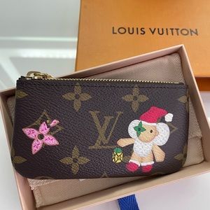 Louis Vuitton Monogram 2024 Christmas Limited Edition Card Holder Brand New